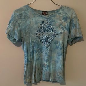 Harley-Davidson large short sleeve blue top.